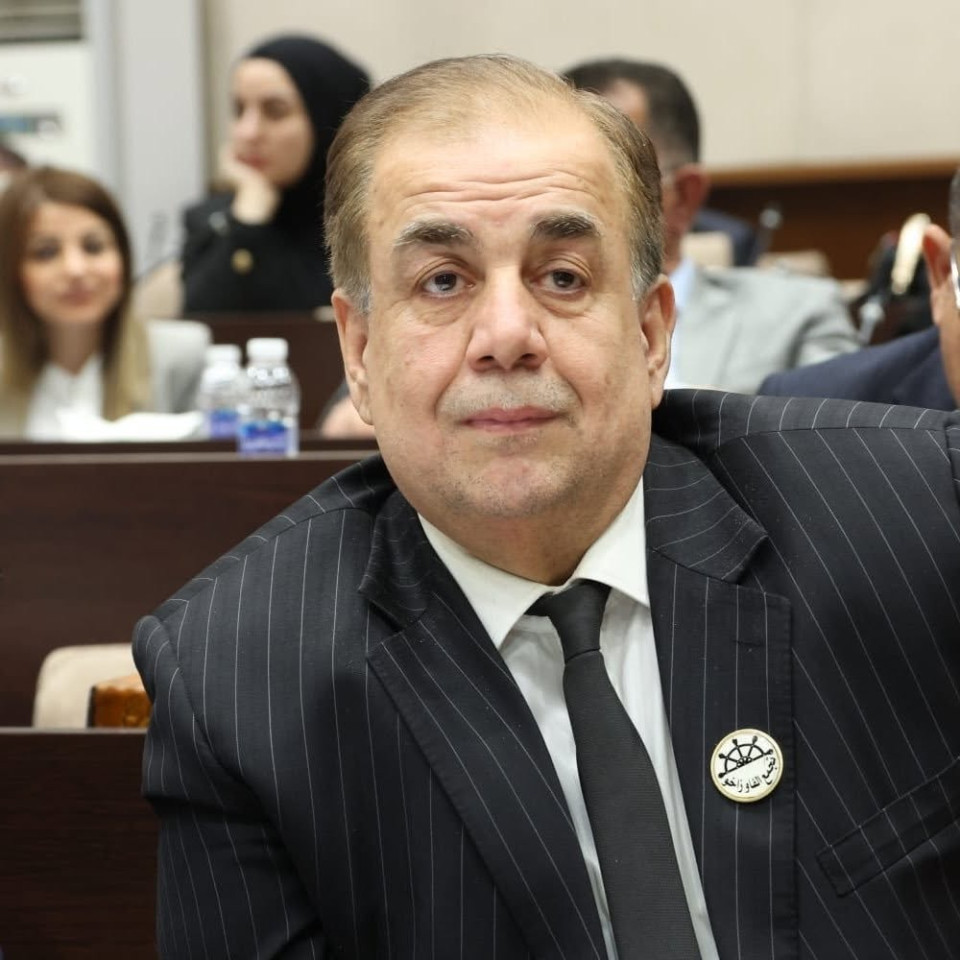 نائب يفتح ملف الـ 30 تريليون دينار: منصات تعليمية أجنبية تستنزف العراق