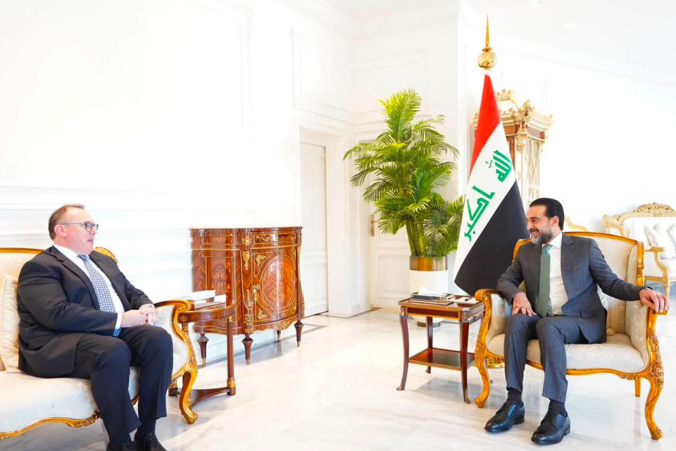 الحلبوسي يبحث مع القائم بالأعمال الأميركي الأوضاع في العراق والمنطقة