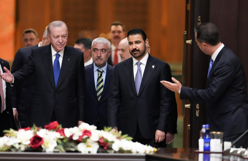 الزيدي وأردوغان يتفقان على الشروع بتنفيذ "طريق التنمية" وتنظيم اجتماعات "لجنة المياه"