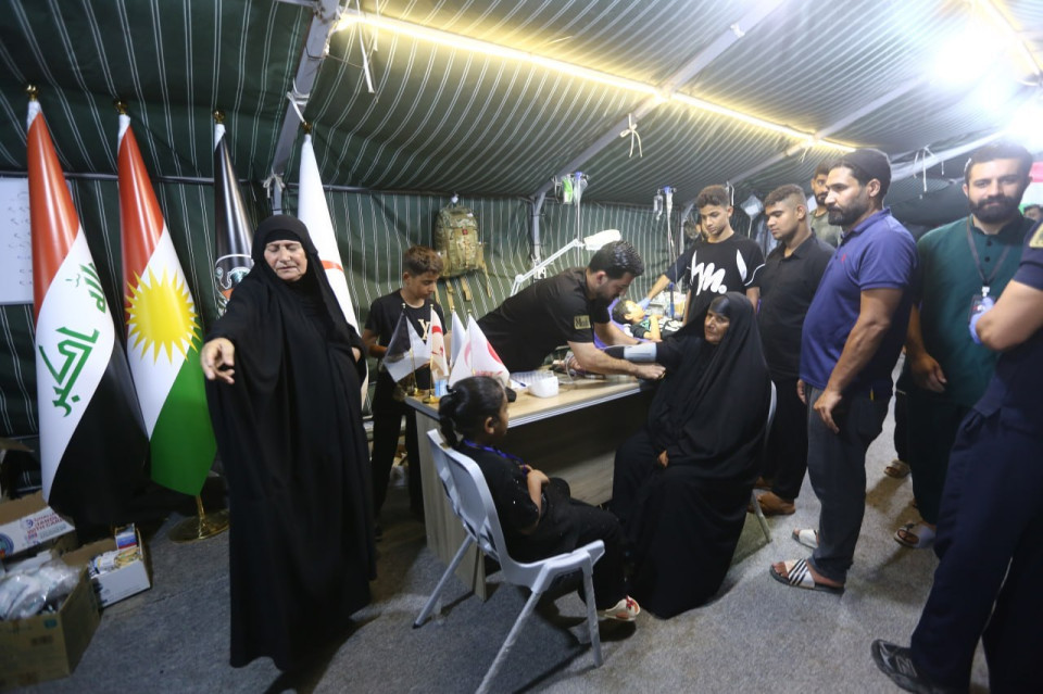 لاول مرة في كربلاء.. (43) متخصص طبي من قوات كوماندوز السليمانية يعالجون الزائرين في مستشفى ميداني