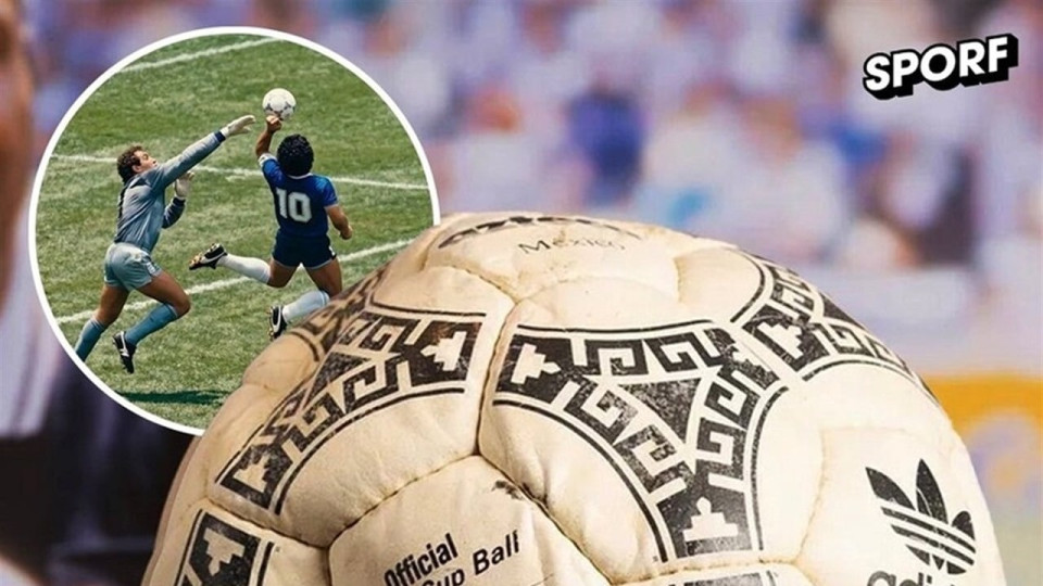 بـ 3.4 مليون دولار.. بيع كرة هدف مارادونا بـ"اليد"
