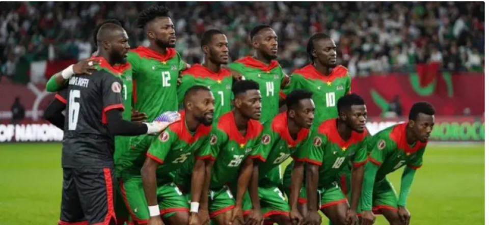 قبل ساعات من مواجهة الأرجنتين.. منتخب بوركينا فاسو "عالق" في المغرب