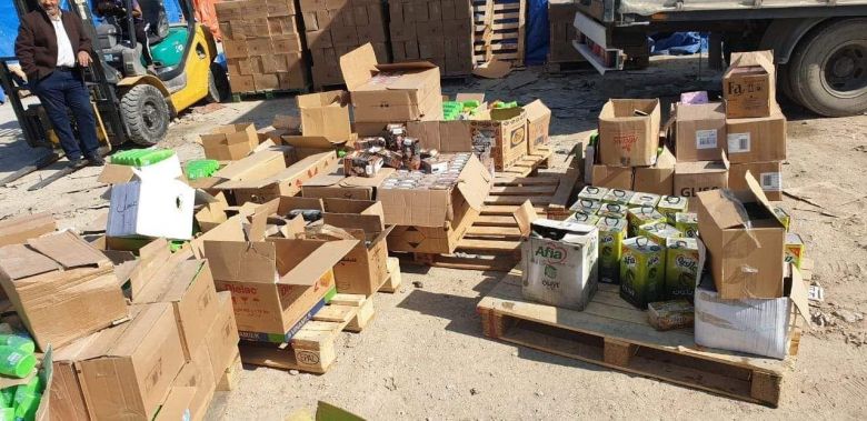 اتلاف (2 طن) من مواد التجميل والمواد الغذائية غير الصالحة للاستهلاك البشري في كربلاء