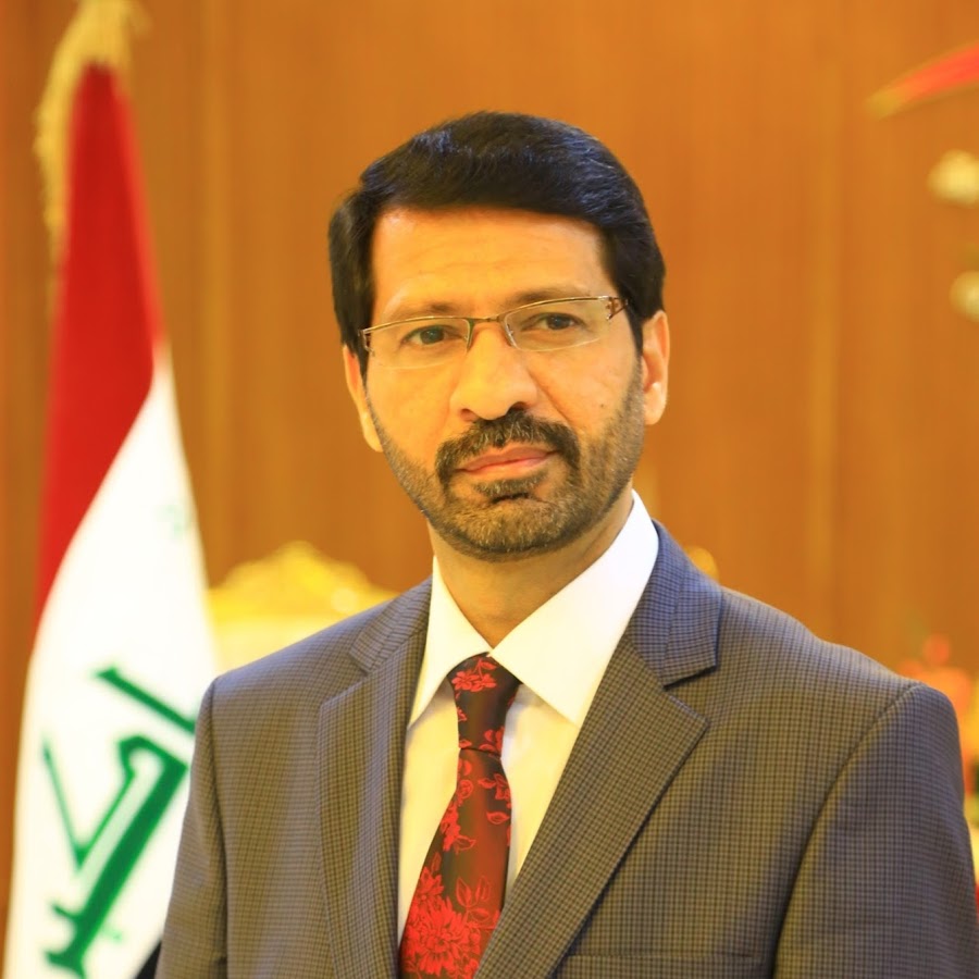 خبير قانوني يبين "شرعية" بقاء حكومة تصريف الأعمال