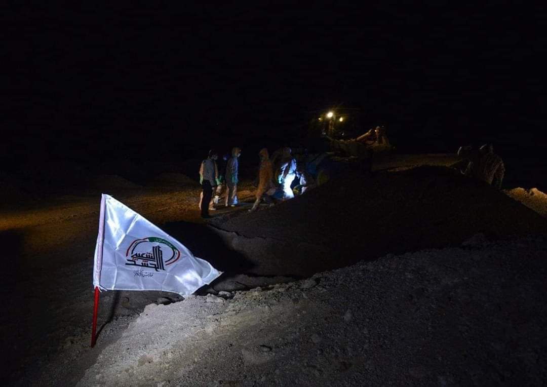 بالصور.. إجراءات دفن جثامين المتوفين بكورونا في النجف