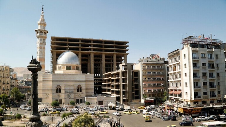 سوريا.. الحجر على مبنى سكني في السيدة زينب للاشتباه بإصابة أحد قاطنيه بكورونا