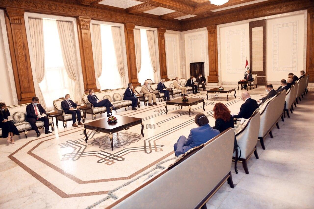 صالح يؤكد لسفراء اوربيين ضرورة العمل المشترك لمواجهة تداعيات جائحة كورونا