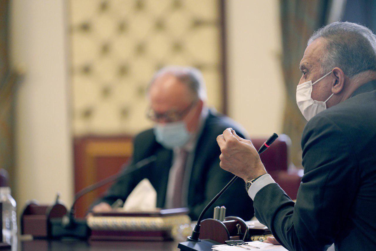 الكاظمي يوجه الوزراء بلقاء المتظاهرين لشرح ظروف الدولة واتخاذ اجراءات سريعة (فيديو)