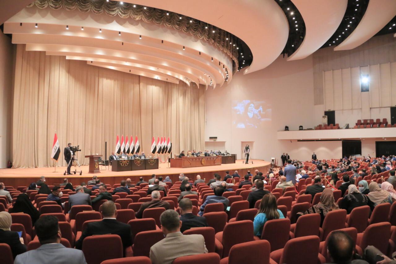 المالية النيابية: موازنة 2021 تتضمن 240 ألف درجة وظيفية