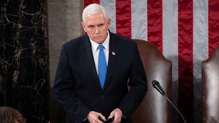 "نيويورك تايمز": بنس من أمر بنشر الحرس الوطني في واشنطن وليس ترامب