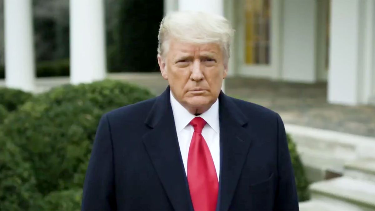 محكمة عراقية تصدر مذكرة قبض بحق الرئيس الامريكي المنتهية ولايته دونالد ‏ترامب‎ ‎