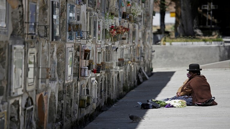 الجثث في بوليفيا تتكدس بفعل الموجة الثانية من كورونا