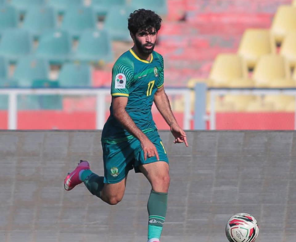 التطبيعية تعاقب مدافع الشرطة بالحرمان ثلاث مباريات