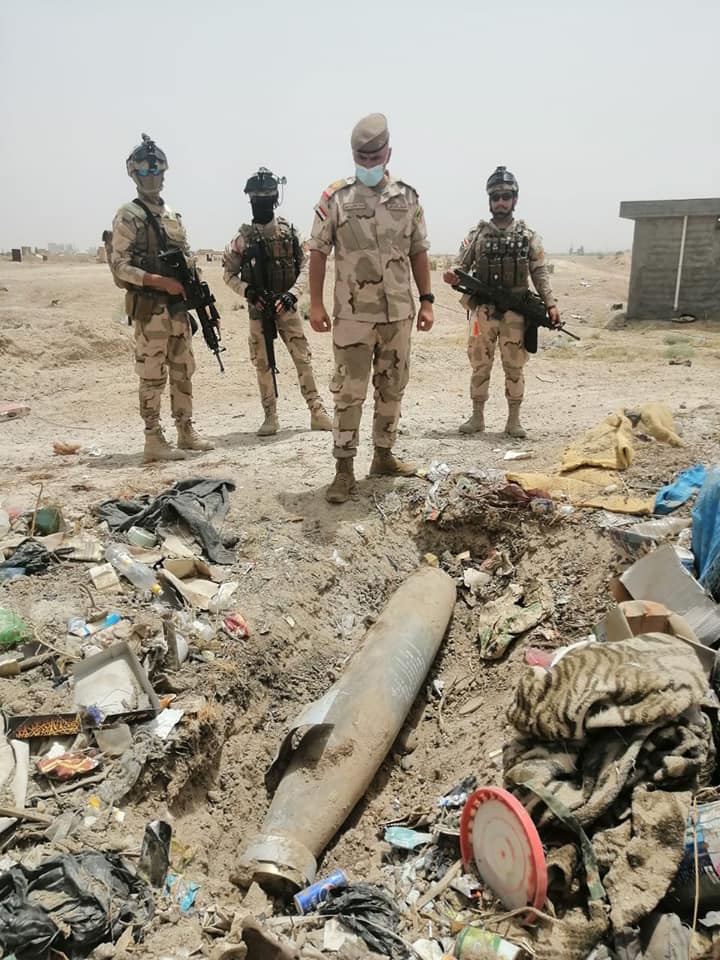 الاستخبارات تستولي على صاروخ طائرة حربية يزن طنا في الانبار