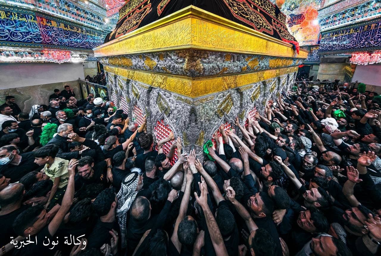 هذا هو المشهد عند الحسين (ع) في ليلة عاشوراء (فيديو)