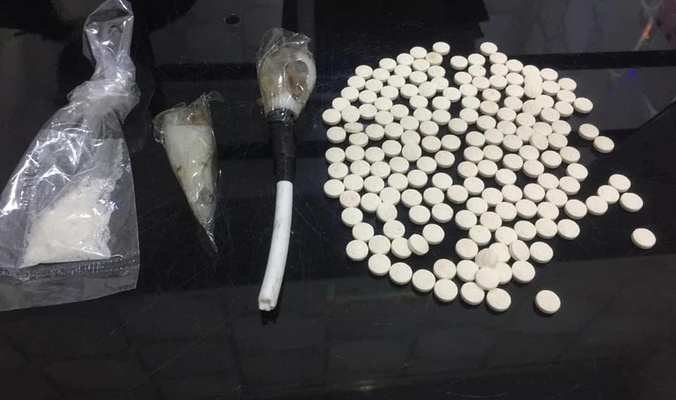 القبض على عدد من تجار المخدرات في سبع محافظات