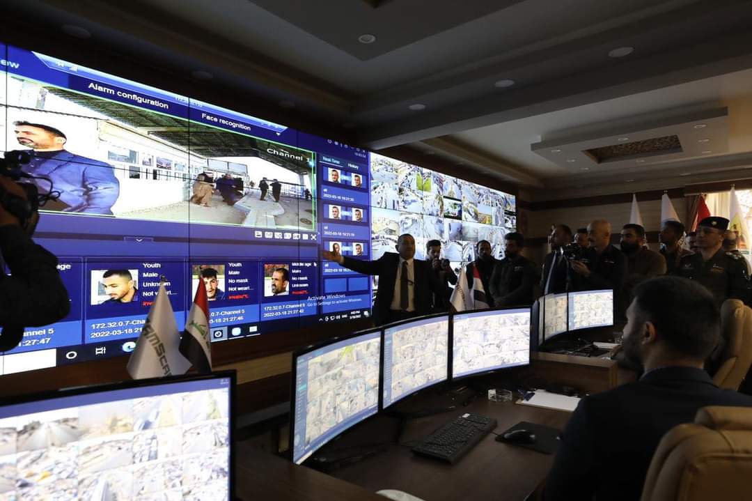 تعد الأولى في العراق.. وزير الداخلية يفتتح منظومة كاميرات المراقبة الأمنية في كربلاء (صور)