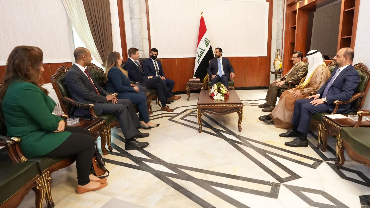 العراق واستونيا يبحثان العلاقات الثنائية