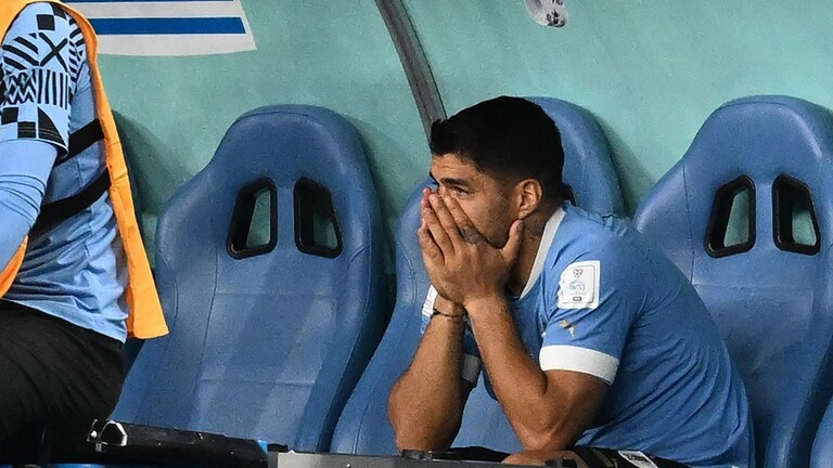 "العضاض" سواريز يذرف الدموع مرة أخرى أمام غانا !