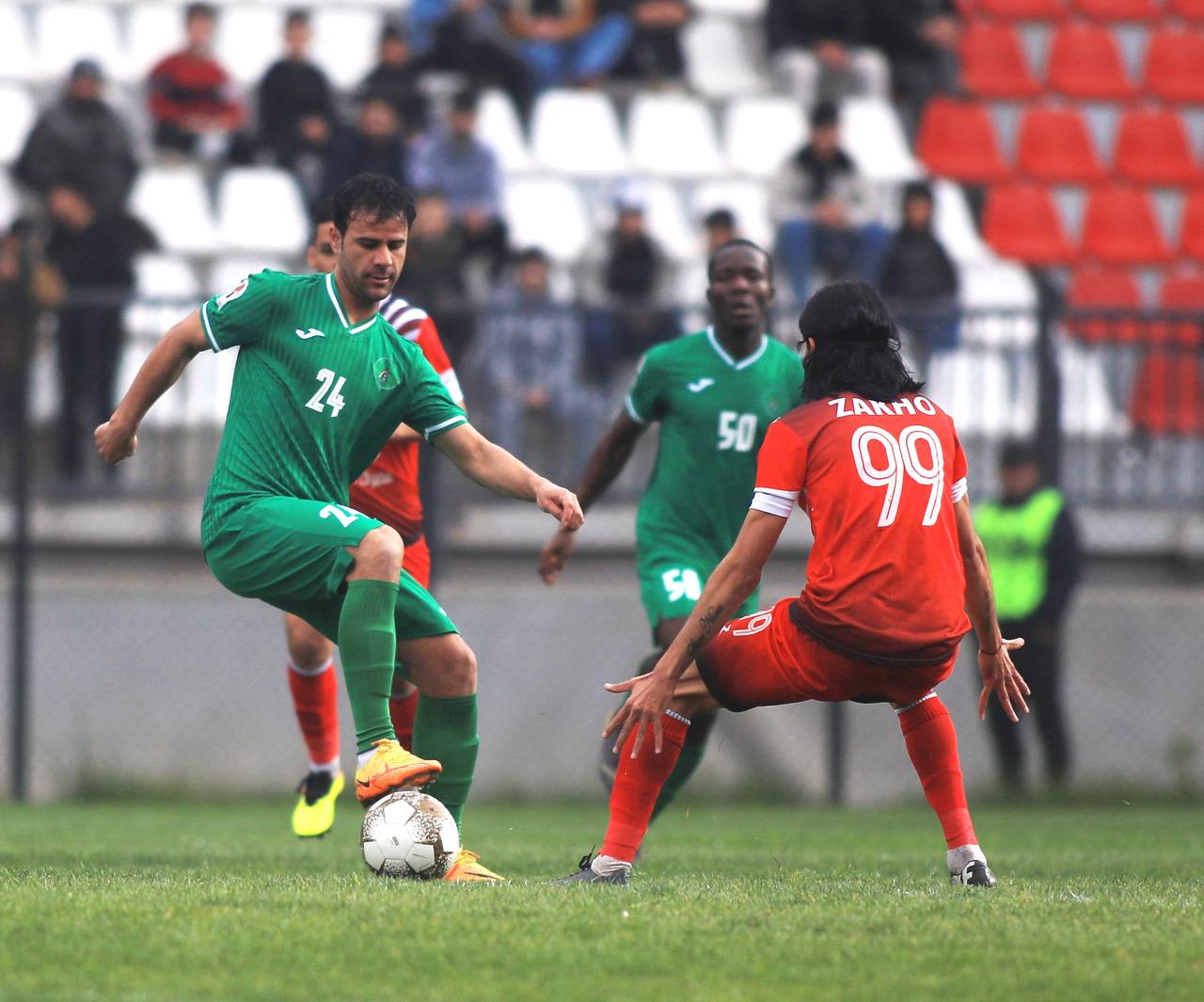 الكرخ يتغلب على اربيل وزاخو يعمق جراحات النفط بدوري الكرة الممتاز