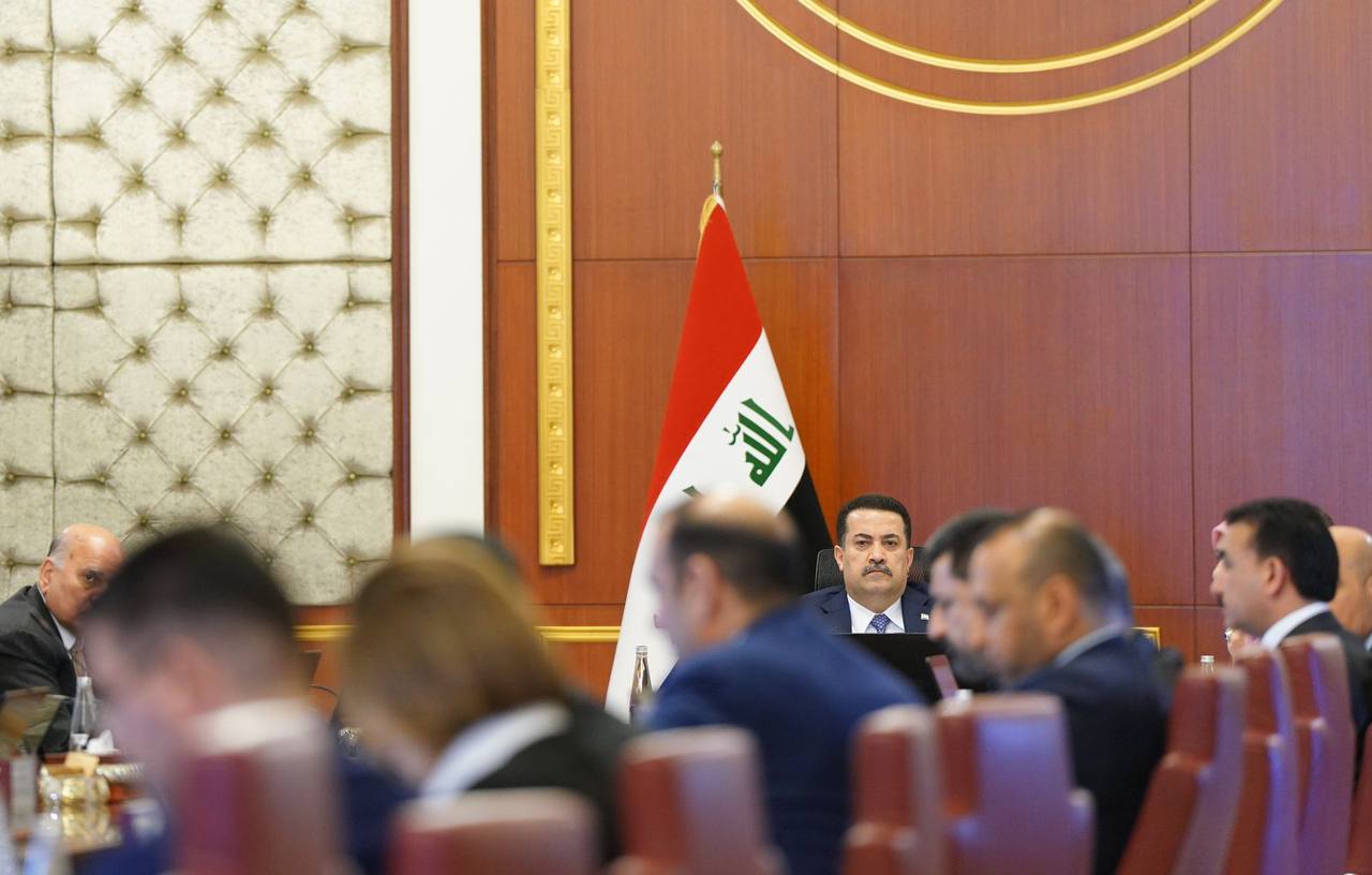 الحكومة العراقية تصدر قرارات "فلسطينية" وشبابية وتحسم ملف السيارات المظللة