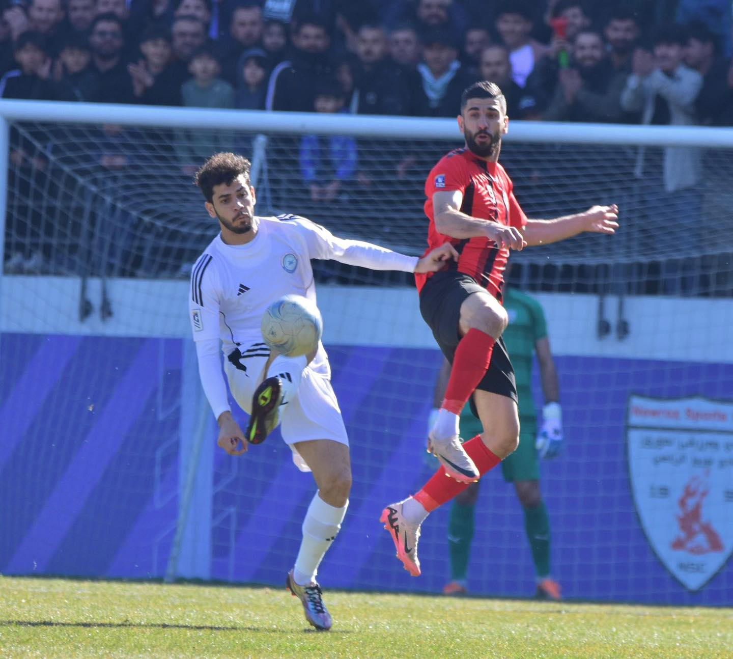 بعشرة لاعبين.. نوروز يفرض التعادل على الزوراء في دوري نجوم العراق
