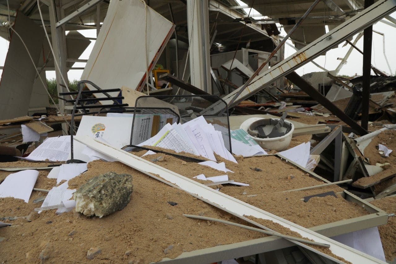 بالفيديو.. جولة في داخل مطار كربلاء الدولي وأثار التخريب بعد قصفه بصواريخ امريكية