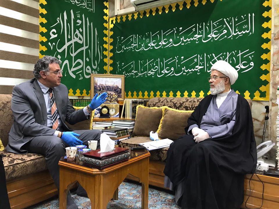 بعثة الامم المتحدة تنشر صور لقاء ممثل منظمة الصحة العالمية (WHO) في العراق مع ممثل المرجع السيستاني