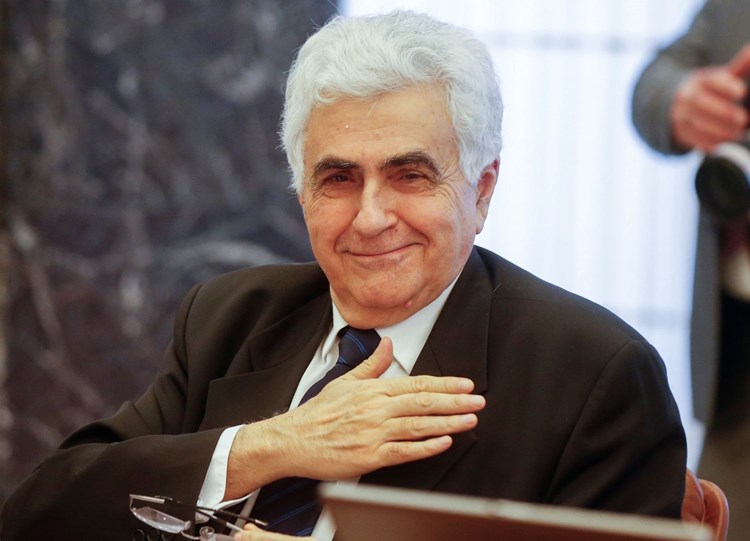 وزير الخارجية اللبناني يقدم استقالته لرئيس الحكومة