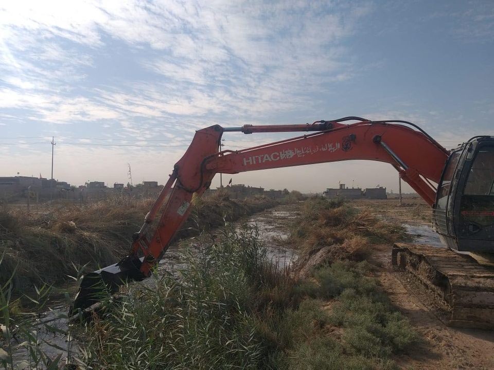 كربلاء:تنظيف مبزل فريحة 5