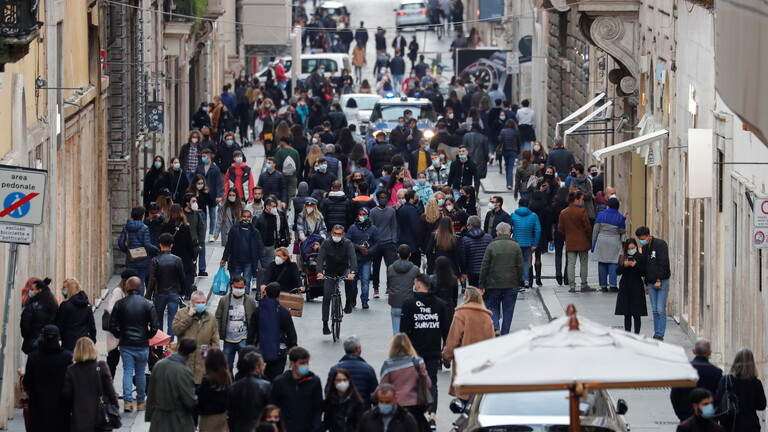 إيطاليا تسجل 33979 إصابة و546 وفاة جديدة بفيروس كورونا