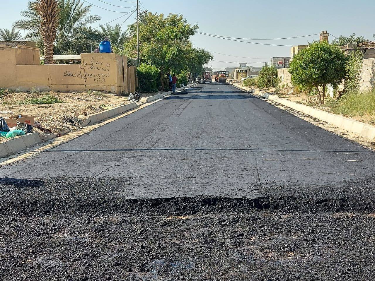 بالصور: ناحية الخيرات بكربلاء تشهد اكساء وتأهيل شوارعها