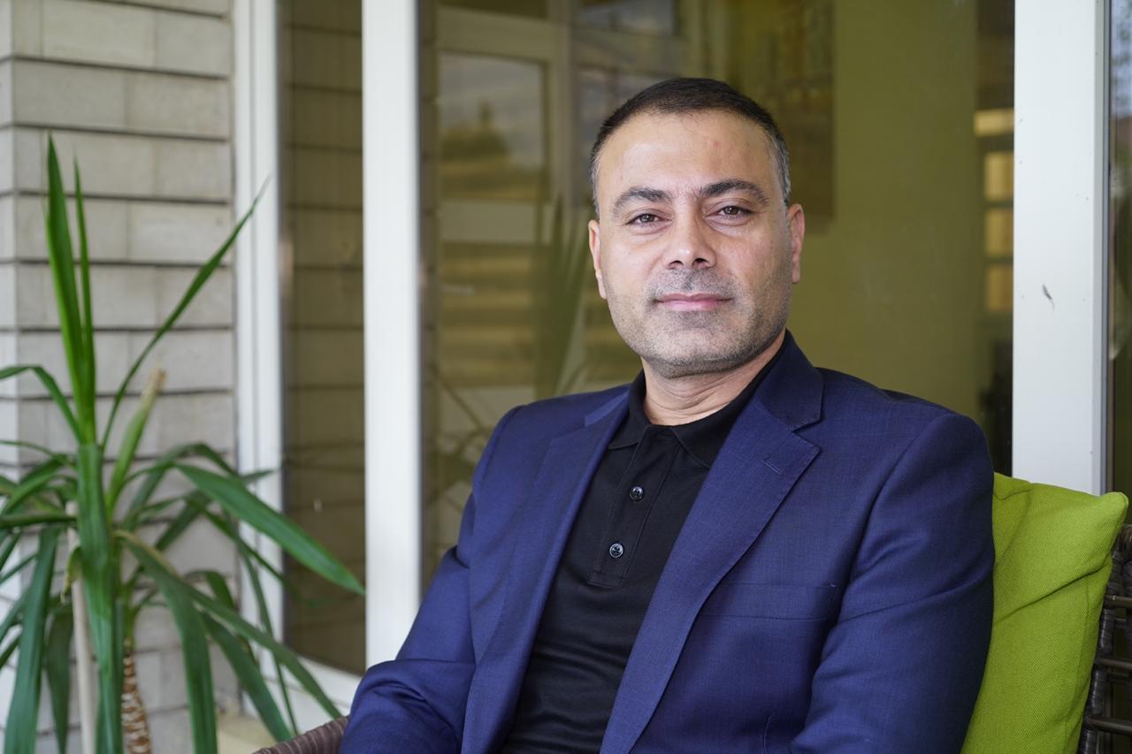 هوشيار عبدالله: الطبقة السیاسیة الفاعلة في الإقليم لیست لدیها نیة للتوقف عن نهب الثروات