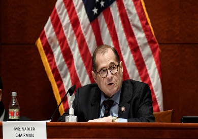 رئيس اللجنة القضائية بمجلس النواب الأمريكي يدعو لعزل ترامب فورا