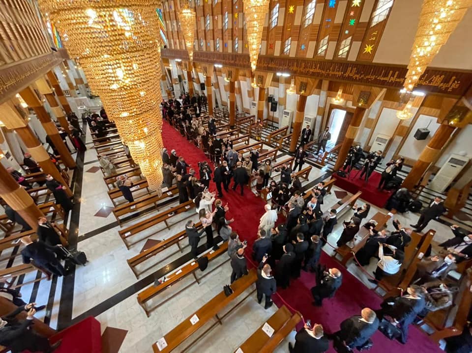 البابا فرنسيس من كنيسة سيدة النجاة ببغداد يؤكد على ضرورة تقوية بعضنا البعض وقت المحن والصعوبات