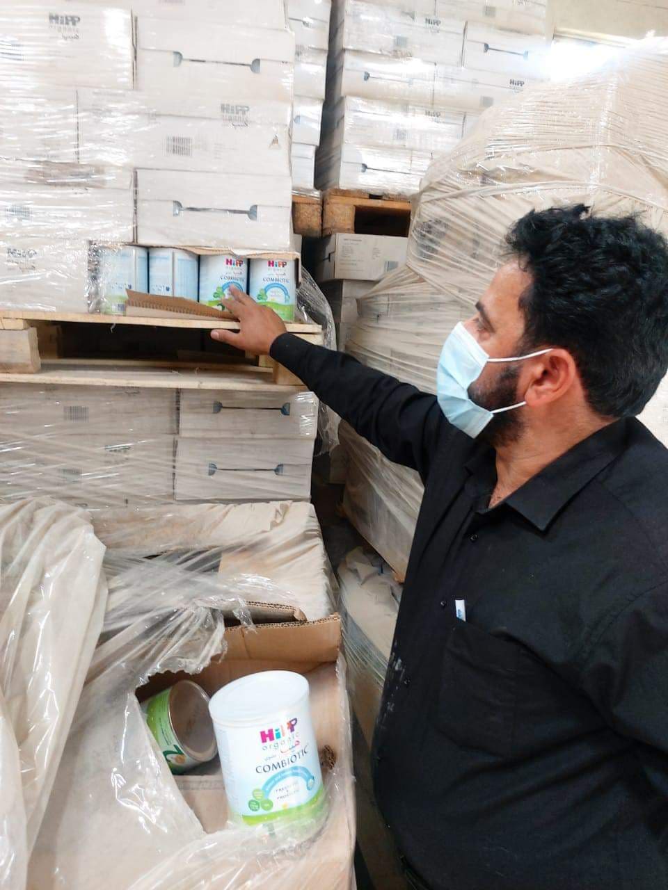 كربلاء:العثور على مخزن " متخفي " فيه 21 طن من مادة حليب الأطفال ( ألماني المنشأ ) مُنتهي الصلاحية