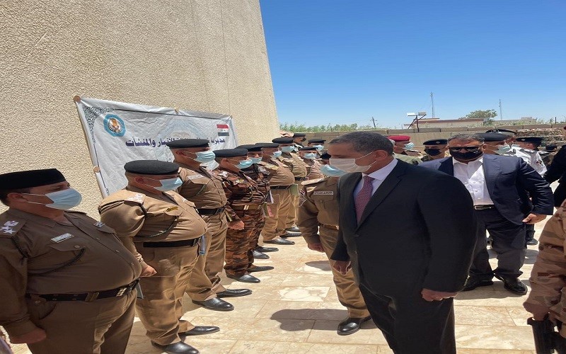 وزير الداخلية يصل إلى الأنبار ويلتقي المحافظ وقائد الشرطة