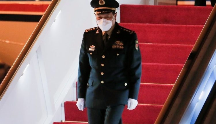 وزير الدفاع الصيني يصل الی طهران