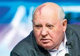 وفاة زعيم الاتحاد السوفيتي السابق ميخائيل غورباتشوف عن 92 عاما