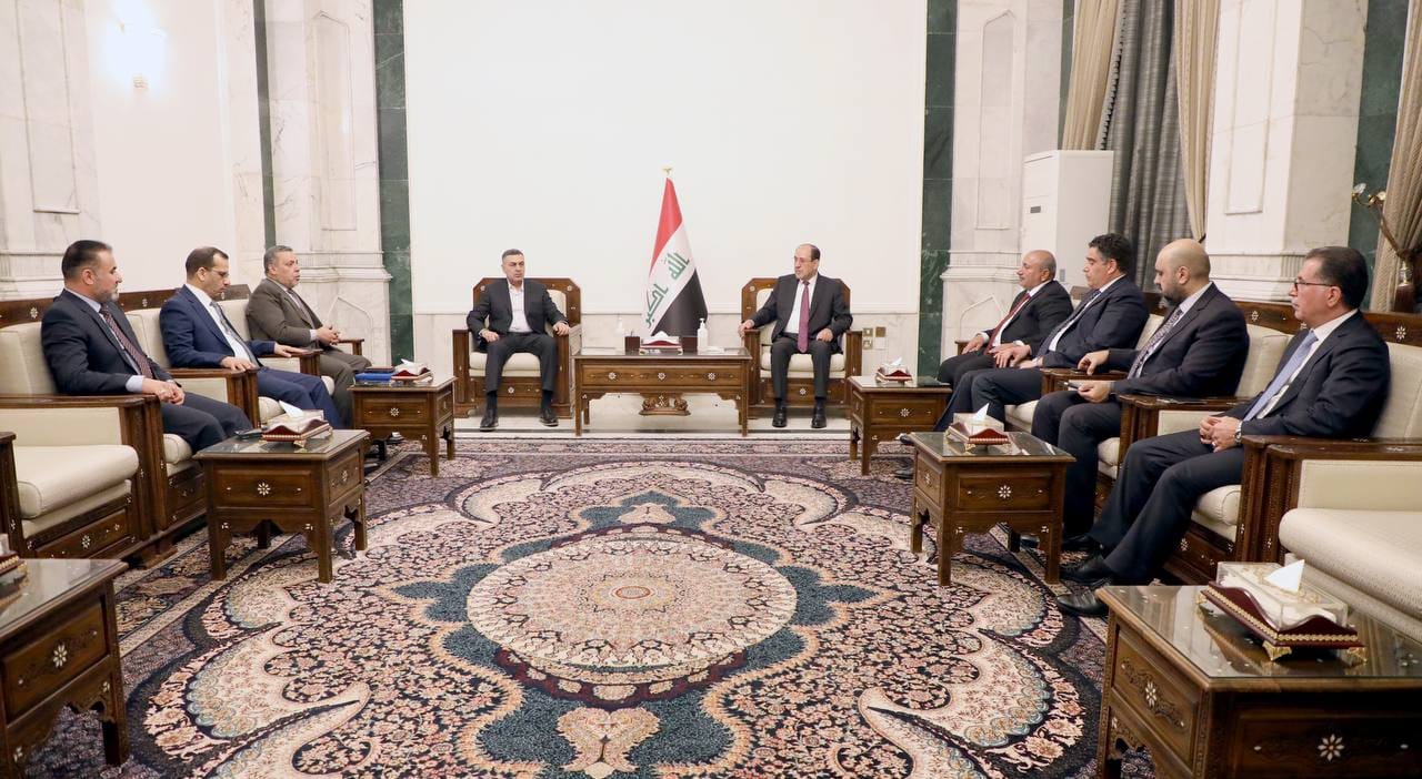 المالكي يلتقي سبع محافظين بينهم محافظ كربلاء