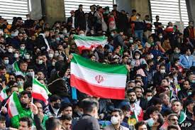 الامريكان يزيلون اسم الله من العلم الايراني وطهران تعتبره تصرف مهين وغريب