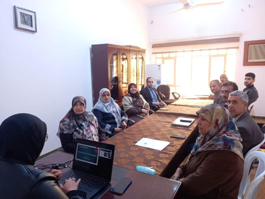 المعهد التقني كربلاء يقيم ورشة عمل حول البوليمرات الطبيعية