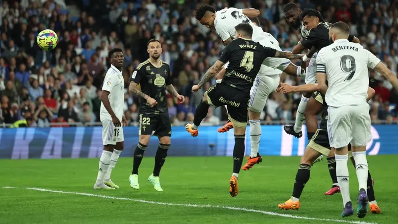 ريال مدريد يتجاوز سيلتا فيغو بثنائية