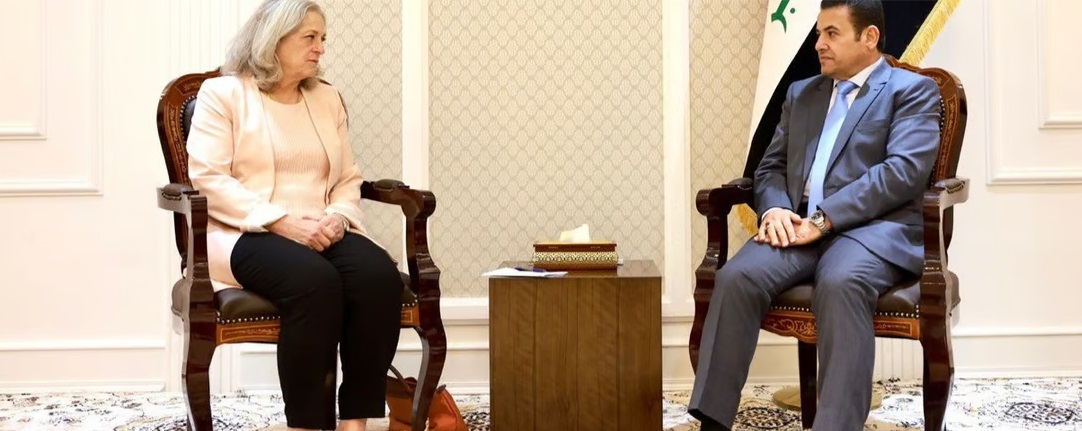 السفيرة الأميركية تبحث مع مسؤول امني في بغداد التعاون في مكافحة المخدرات