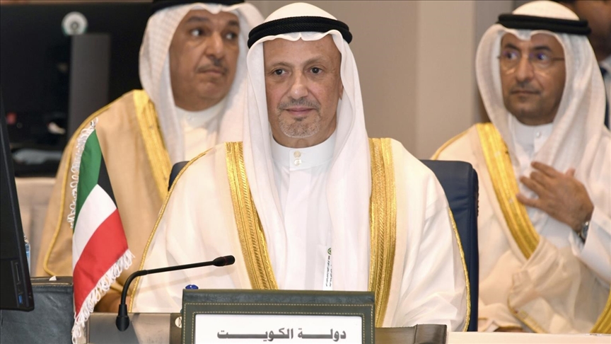 وزير الخارجية الكويتي يصل بغداد الأحد