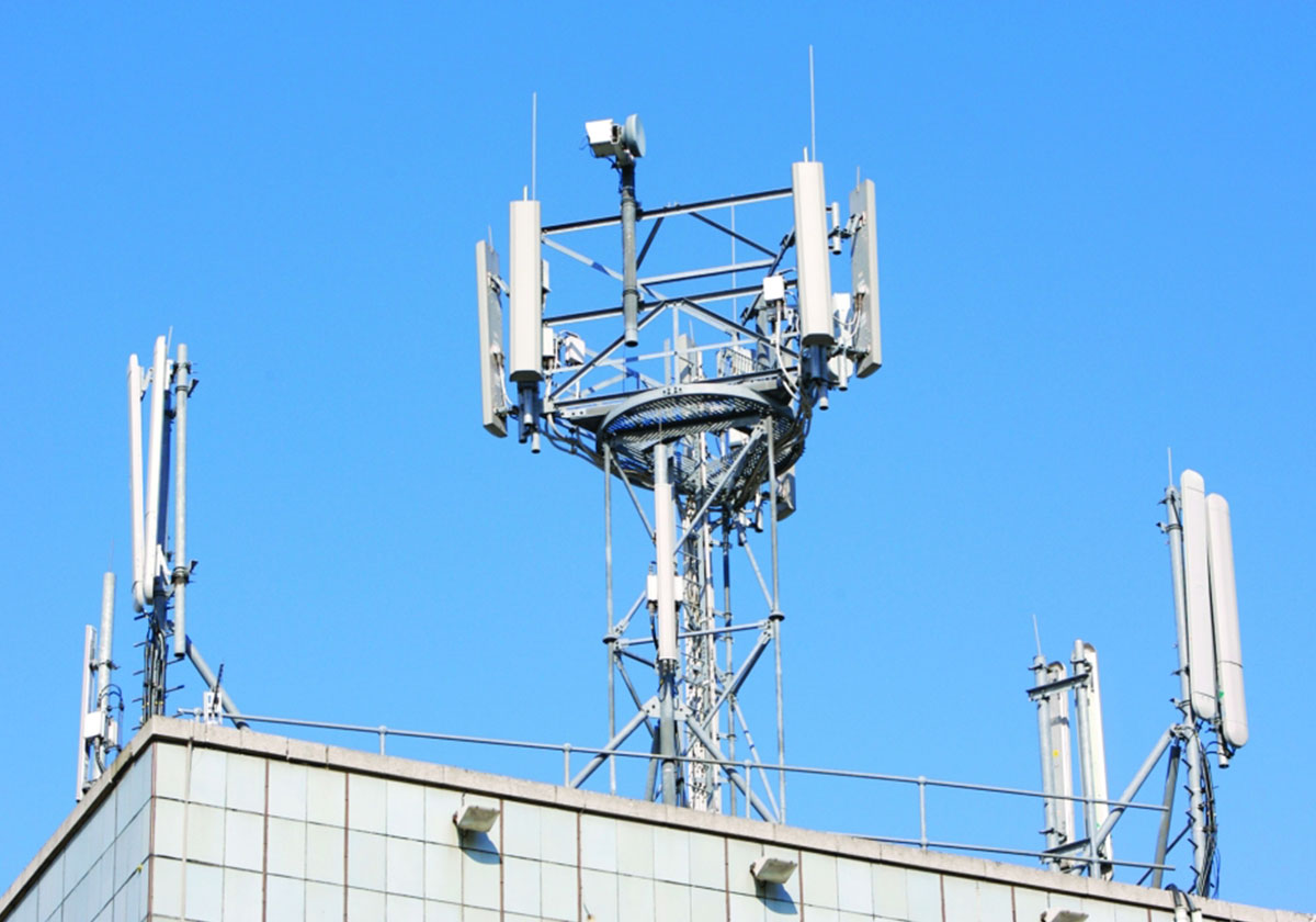 الاتصالات تصدر بياناً بشأن خدمة الإنترنت وتخفيض أسعارها