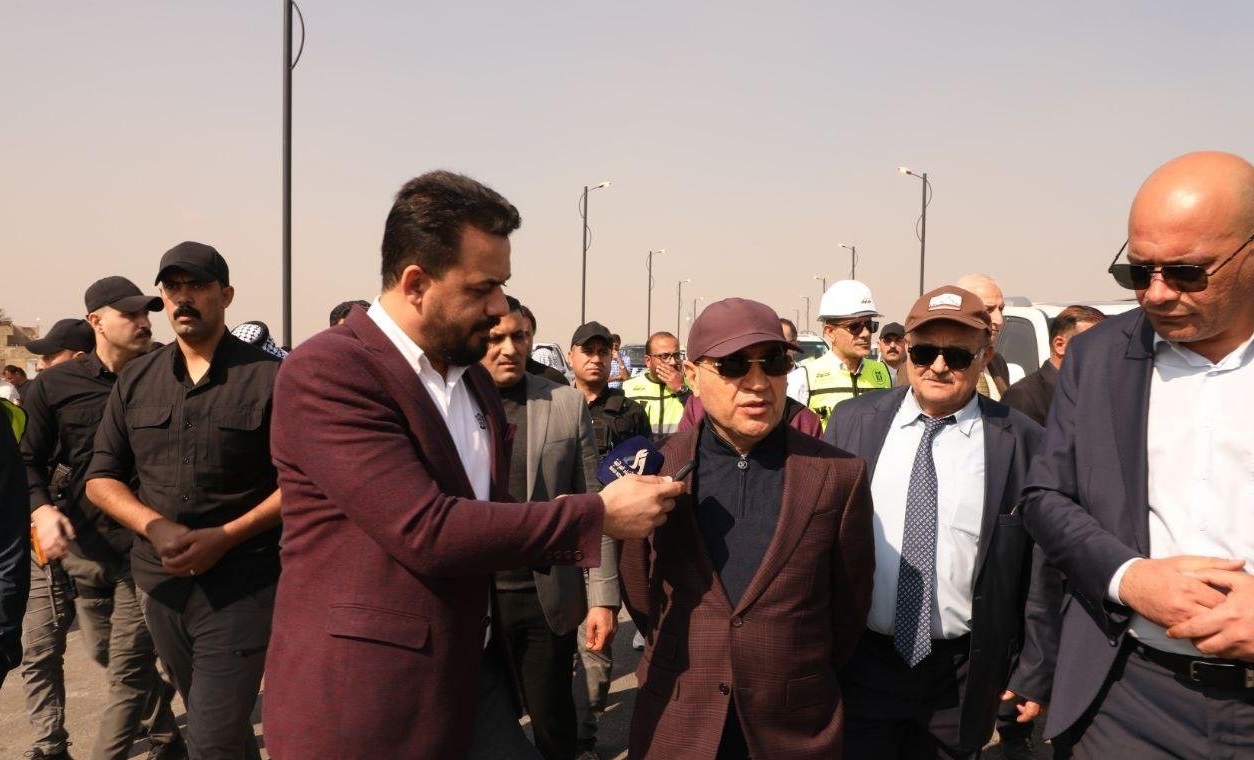 وزير الإعمار يعلن معالجة مشاكل 80 مشروعاً متلكئاً