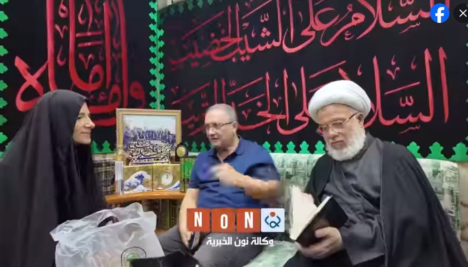 فيديو:ممثل السيد السيستاني يهدي نسخة من رسالة الحقوق للامام السجاد الى مسؤولة في الأمم المتحدة