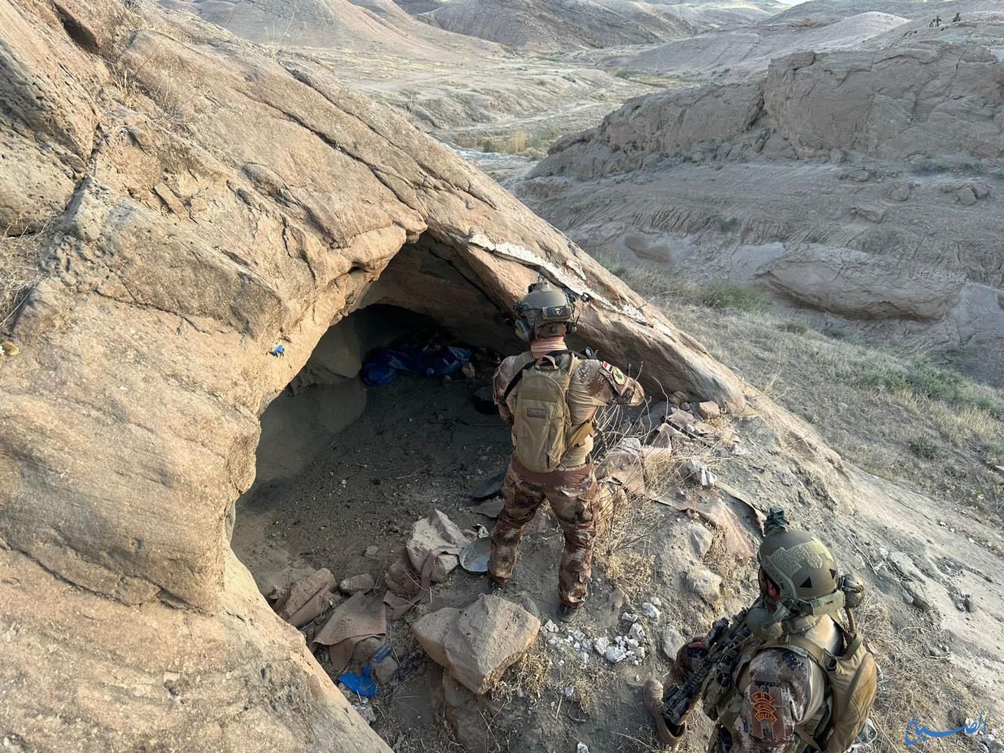 إنزال جوي يكشف تحركات «داعش الإرهابي» بالأنبار